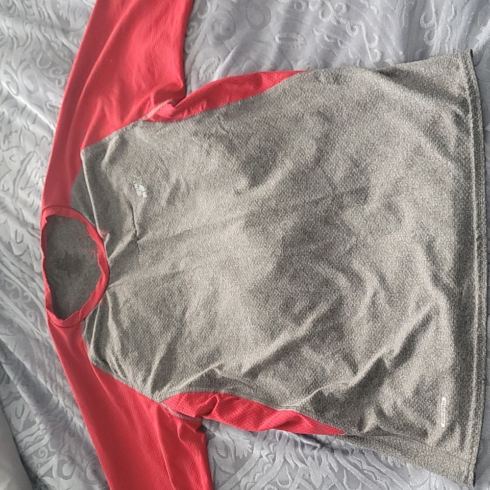 Starter Athletic Shirt (Small)